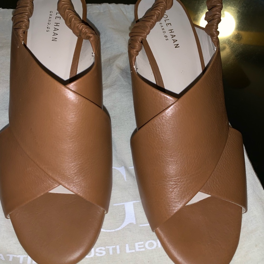 Cole Haan NWOT Tan/ Light Brown Heels